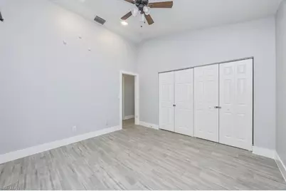 6161 Waxmyrtle Way, Naples, FL 34109 - Photo 14