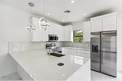 1136 Chiefland St E, Lehigh Acres, FL 33974 - Photo 6