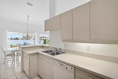 7071 Mill Pond Cir, Naples, FL 34109 - Photo 10