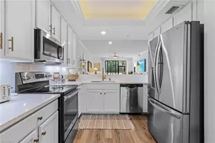 28047 Bridgetown Ct, Bonita Springs, FL 34135 - Photo 10