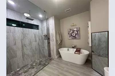 4302 NE 20th Pl, Cape Coral, FL 33909 - Photo 16
