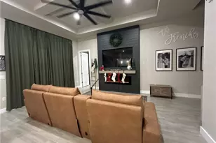 4302 NE 20th Pl, Cape Coral, FL 33909 - Photo 2