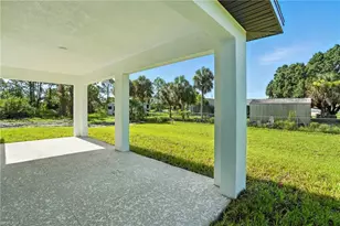 2607 38th St SW, Lehigh Acres, FL 33976 - Photo 30