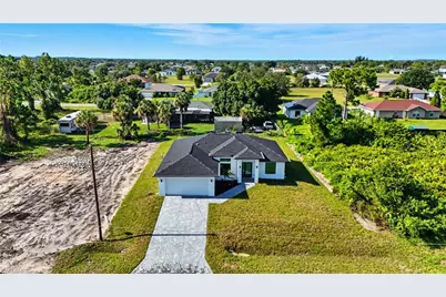 2607 38th St SW, Lehigh Acres, FL 33976 - Photo 44