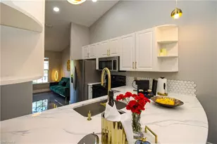 3540 Avion Woods Ct, Naples, FL 34104 - Photo 10