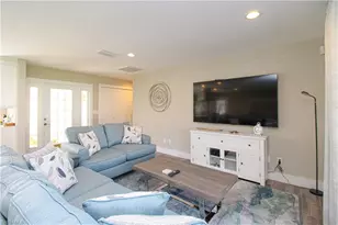 1353 Pelican Ave, Naples, FL 34102 - Photo 12