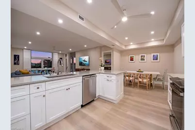400 Park Shore Dr #303, Naples, FL 34103 - Photo 2