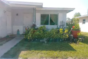 1073 San Remo Ave, Naples, FL 34104 - Photo 1