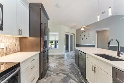 28405 Mango Dr, Bonita Springs, FL 34134 - Photo 8