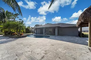 28405 Mango Dr, Bonita Springs, FL 34134 - Photo 22