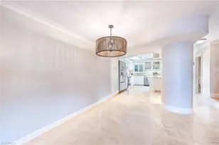 800 River Point Dr, Naples, FL 34102 - Photo 22