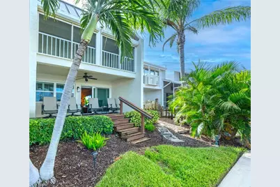 800 River Point Dr #207, Naples, FL 34102 - Photo 6