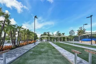 4873 Hampshire Ct, Naples, FL 34112 - Photo 40