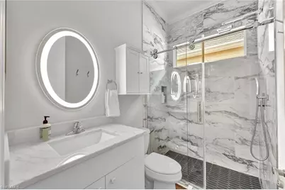 255 2nd Ave N, Naples, FL 34102 - Photo 14