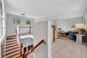 255 2nd Ave N, Naples, FL 34102 - Photo 10