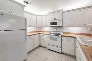 60 Emerald Woods Dr, Naples, FL 34108 - Photo 12