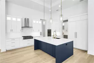 3891 Brynwood Dr, Naples, FL 34119 - Photo 12