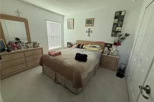 4002 NE 9th Pl, Cape Coral, FL 33909 - Photo 8