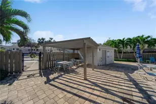 820 Meadowland Dr, Naples, FL 34108 - Photo 32