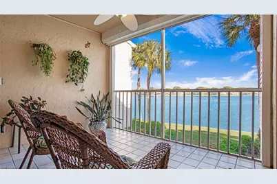 2711 Citrus Lake Dr #F202, Naples, FL 34109 - Photo 2