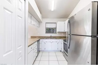 814 SW 10th Pl, Cape Coral, FL 33991 - Photo 4