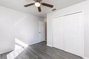 814 SW 10th Pl, Cape Coral, FL 33991 - Photo 12