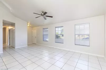 814 SW 10th Pl, Cape Coral, FL 33991 - Photo 6