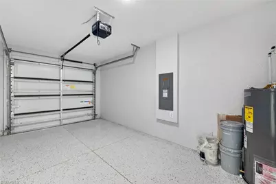 1044 Cresthaven St, Lehigh Acres, FL 33974 - Photo 20