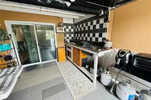 26130 Colony Rd, Bonita Springs, FL 34135 - Photo 4