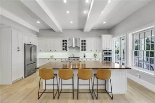 1550 Gordon Dr, Naples, FL 34102 - Photo 16