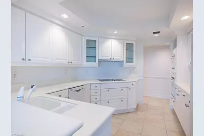 7425 Pelican Bay Blvd #1005, Naples, FL 34108 - Photo 8