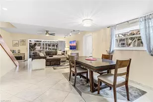 185 Cypress Way E, Naples, FL 34110 - Photo 12