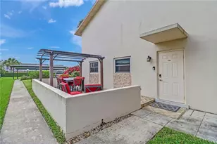 185 Cypress Way E, Naples, FL 34110 - Photo 6