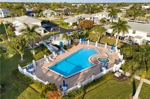 1332 Delbrook N, Marco Island, FL 34145 - Photo 28