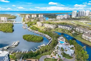 752 Wiggins Lake Dr, Naples, FL 34110 - Photo 26