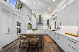 504 Tierra Mar Ln E, Naples, FL 34108 - Photo 8