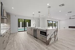 3800 Crayton Rd, Naples, FL 34103 - Photo 16