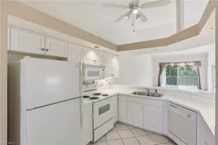 1032 Manor Lake Dr, Naples, FL 34110 - Photo 4