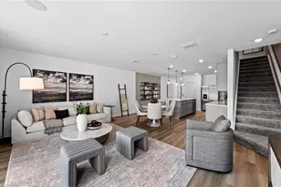 27900 Radiant Ct, Bonita Springs, FL 34135 - Photo 10