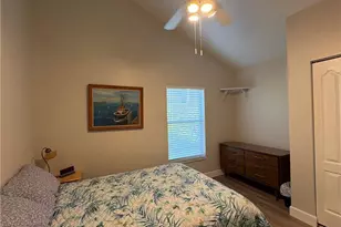 804 Bluebird St, Naples, FL 34104 - Photo 6