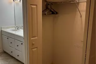 208 Bobolink Way, Naples, FL 34105 - Photo 18