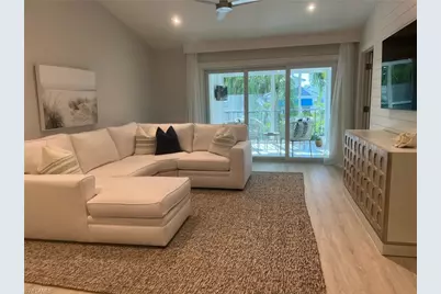 7713 Jewel Ln #202, Naples, FL 34109 - Photo 4