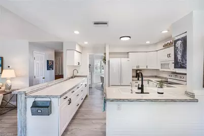 20520 Pine Tree Ln, Estero, FL 33928 - Photo 8