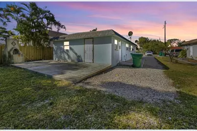2495 Bayside St, Naples, FL 34112 - Photo 36