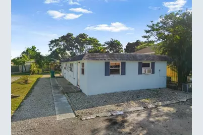 2495 Bayside St, Naples, FL 34112 - Photo 32