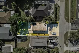 2495 Bayside St, Naples, FL 34112 - Photo 4