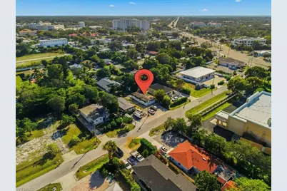 2495 Bayside St, Naples, FL 34112 - Photo 8