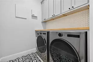 24920 Divot Dr, Bonita Springs, FL 34135 - Photo 22