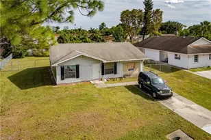 2100 55th Terrace SW, Naples, FL 34116 - Photo 6