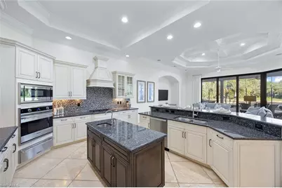 7788 Classics Dr, Naples, FL 34113 - Photo 12